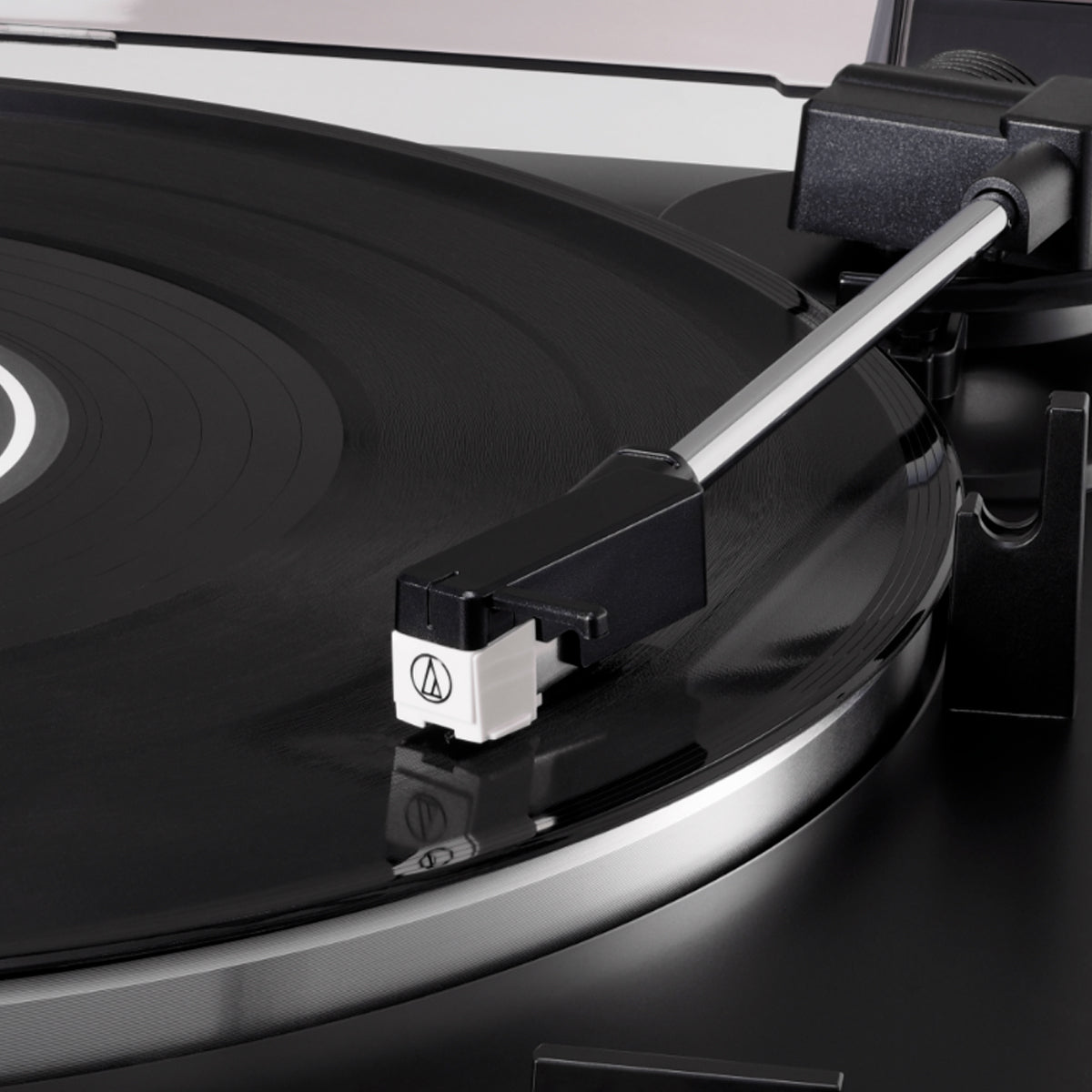 Toca Discos Automático Atlp60x Preto Audiotechnica [F108]